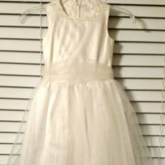 Flower Girl Bridal Dress - Picture 1 of 4